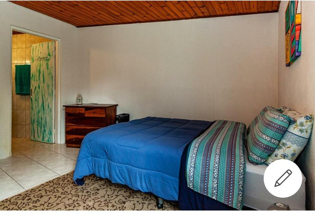 Edícula privativa quitinete Apartamento Campos do Jordão Exterior foto